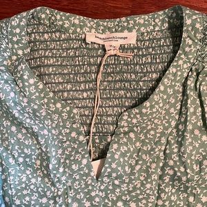 NWT green patterned, light, long sleeve button down